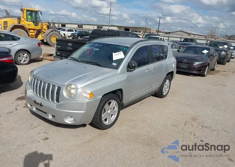 2010 Jeep Compass Sport from USA, damaged, VIN 1J4NT4FB3AD649938